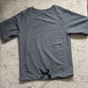 Lululemon short sleeve sweatshirt